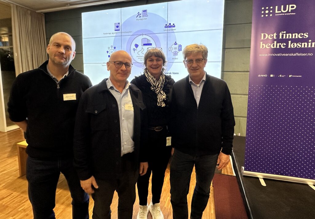 Deler av arbeidsgruppa for Fremtidens renseanlegg og Sammen om slam. Fra venstre: Bjørnar Andersen, Arne Haarr, Cecilie M. Endresen og Jørgen Fidjeland.